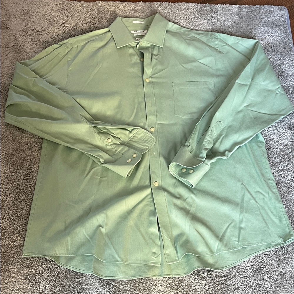Van Heusen Light Green Dress Shirt